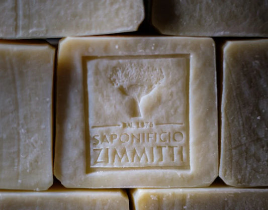 Sapone Solido all'Olio d'Oliva: una scelta ecologica ed economica